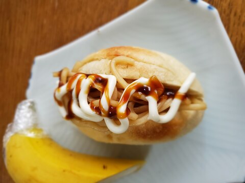 ソフト麺で焼きそばパン